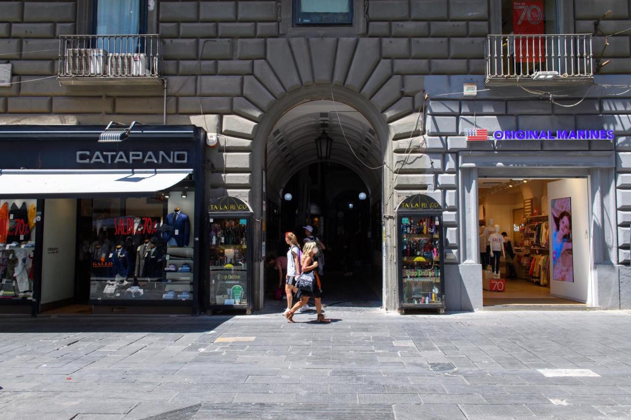 Grandapartments Via Toledo Napoli Eksteriør billede